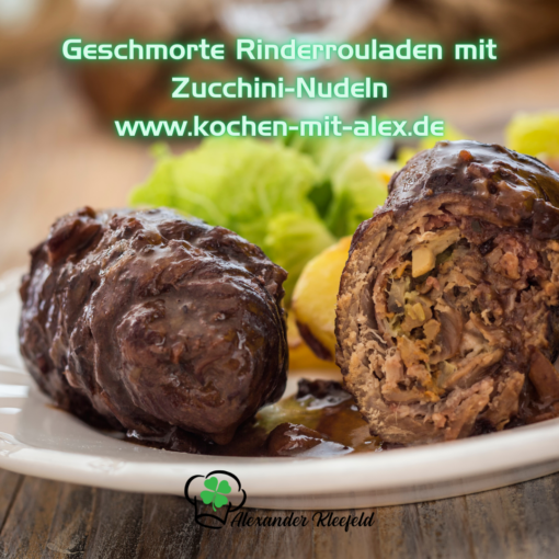 Die geschmorten Rinderrouladen mit Zucchini-Nudeln sind ein köstliches und sättigendes Abendessen. Die Zubereitung im Thermomix erleichtert das Schmoren der Rouladen und die Herstellung einer schmackhaften Sauce. Zucchini-Nudeln bieten eine leichte und Low Carb-freundliche Beilage, die perfekt zu den herzhaften Rouladen passt.